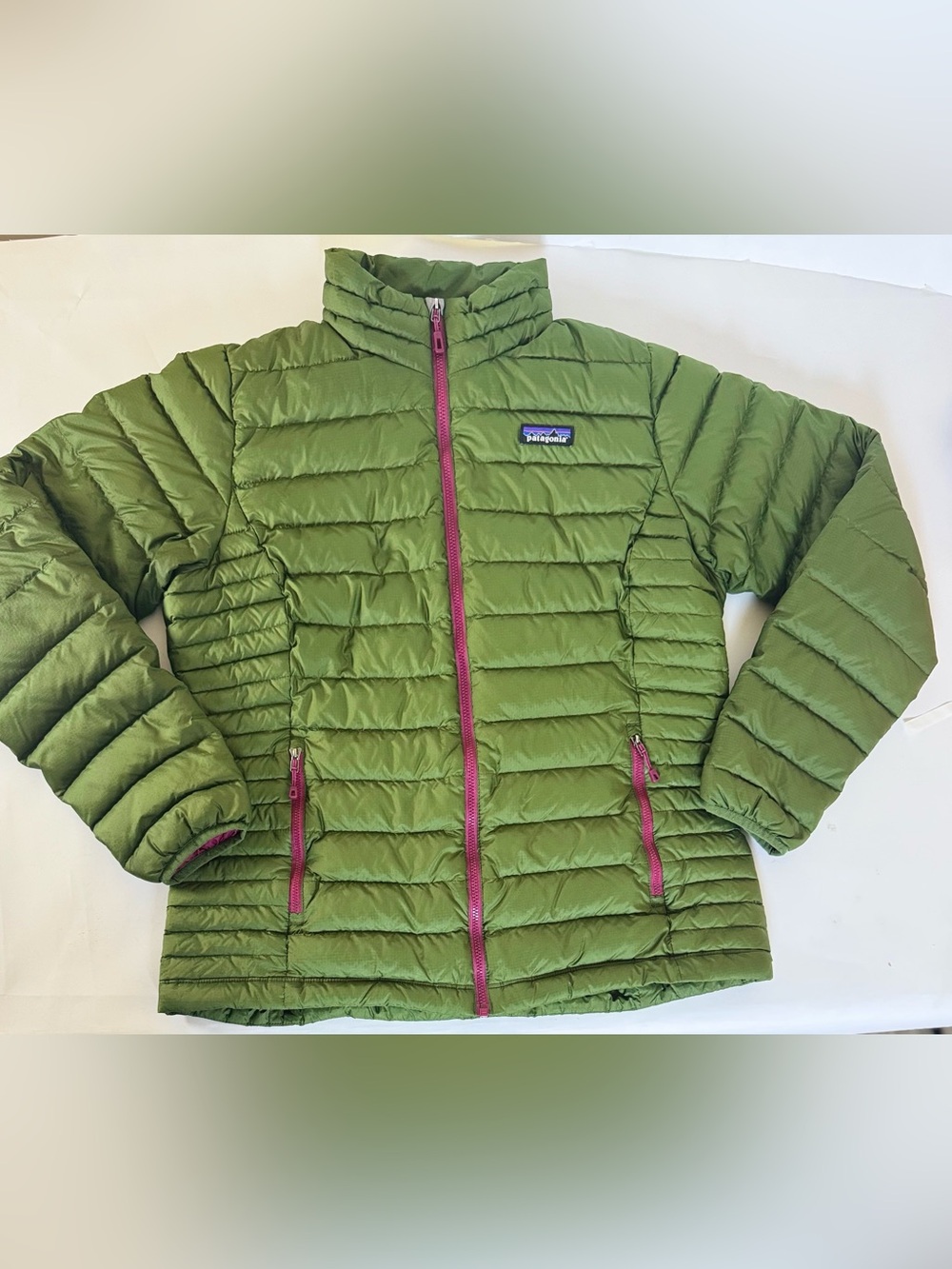 Patagonia Down SweaterJacket Olive Green & Magenta Women’s Large